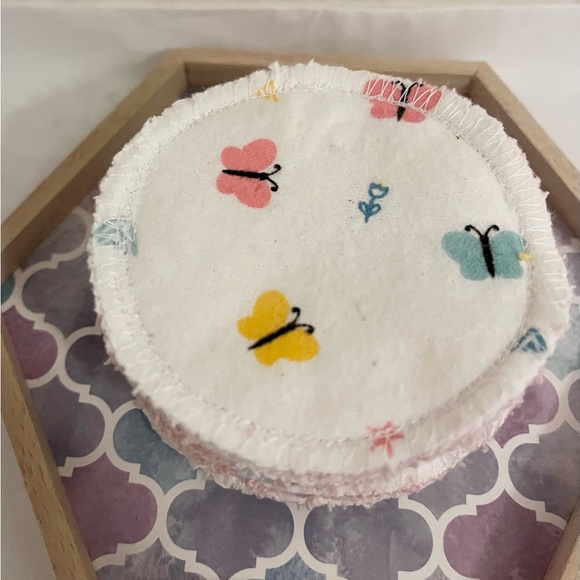 Reusable Facial Rounds! Set of 10. Butterfly Design. - Picture 3 of 6